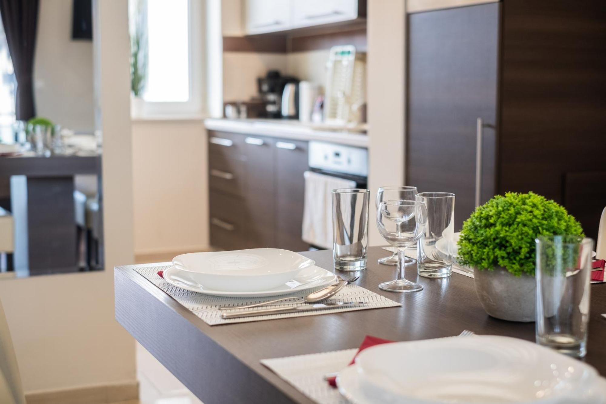 Nemeth Apartmanok ชาร์วาร์ ภายนอก รูปภาพ