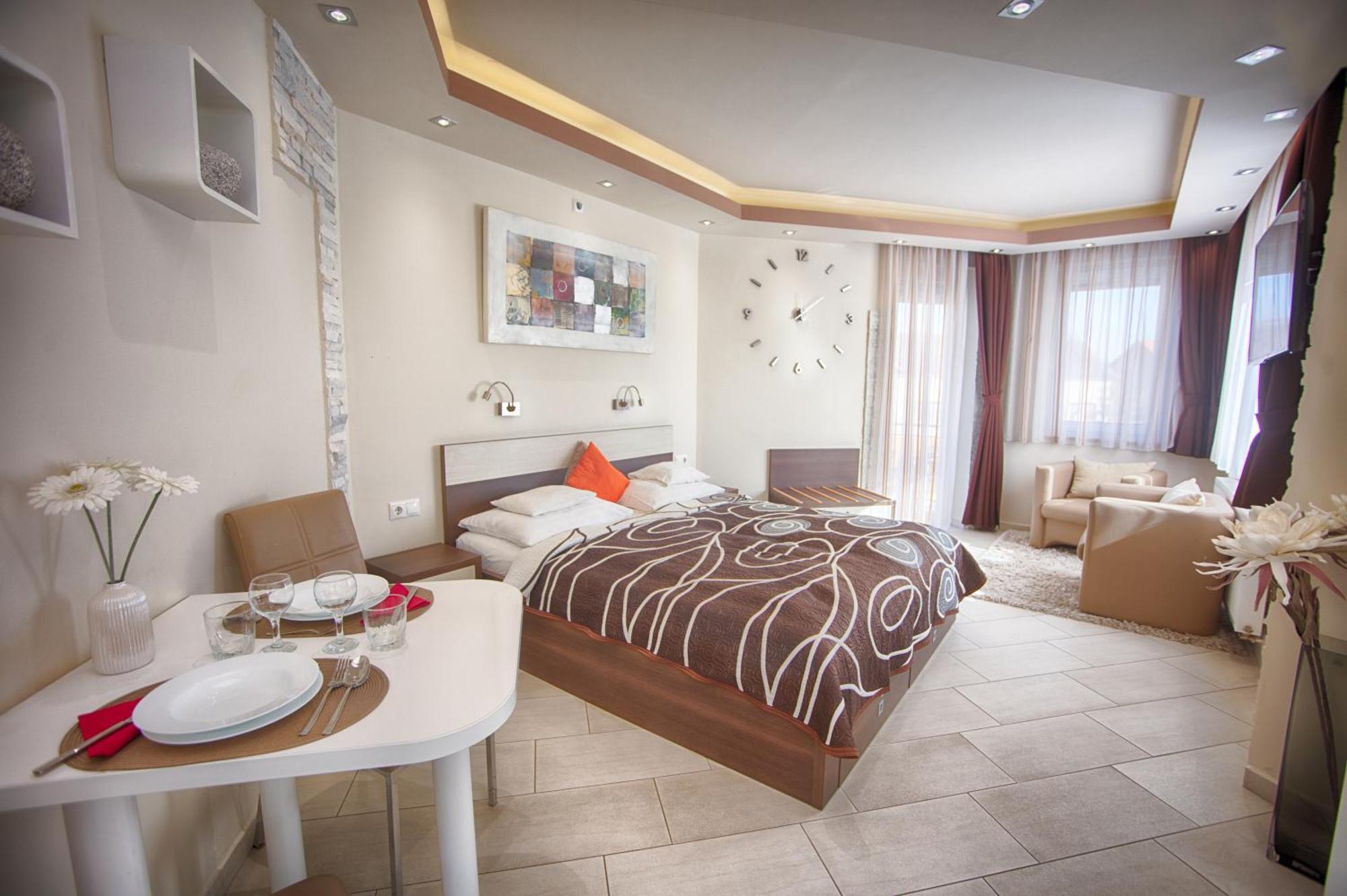 Nemeth Apartmanok ชาร์วาร์ ภายนอก รูปภาพ