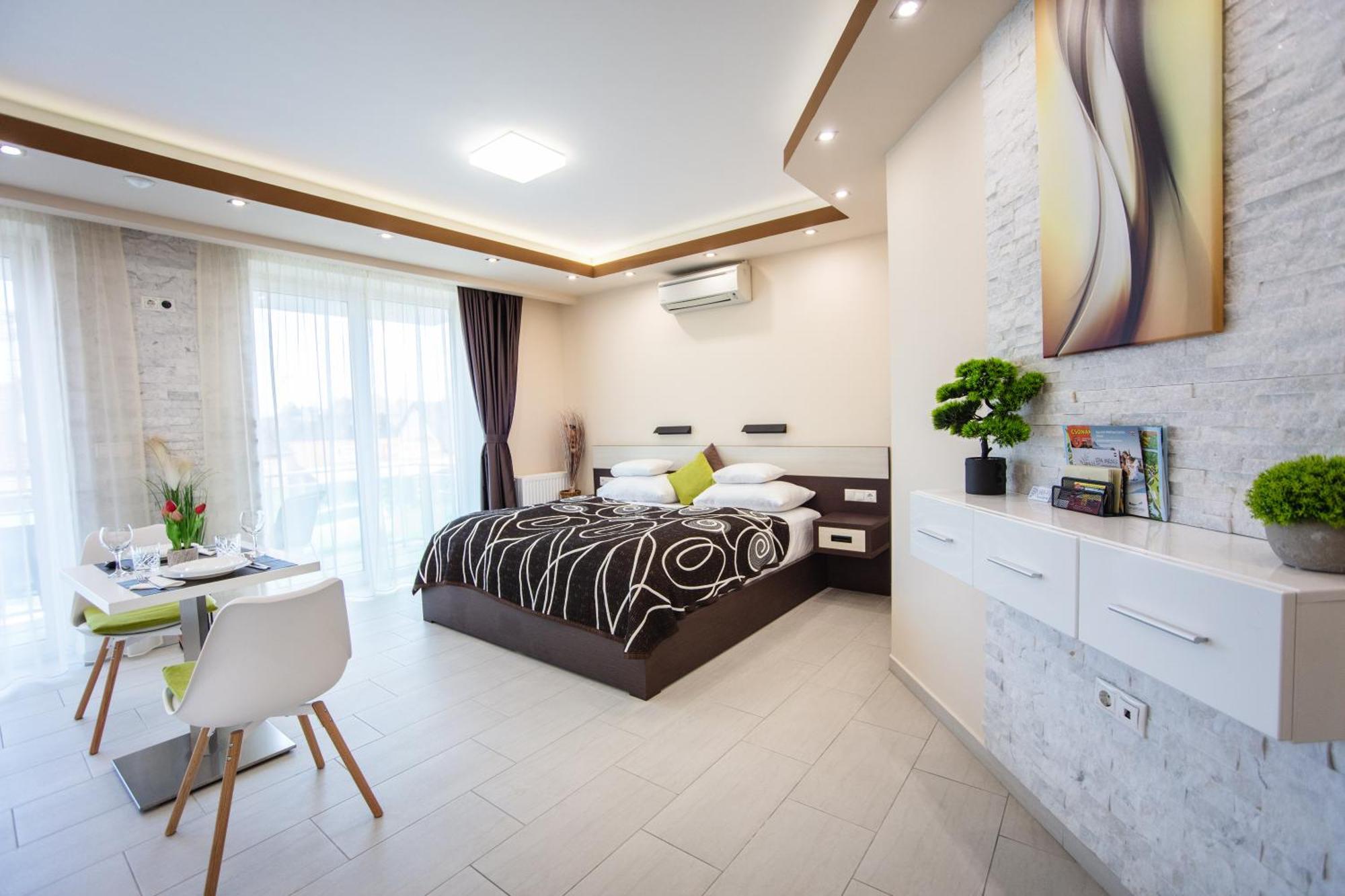 Nemeth Apartmanok ชาร์วาร์ ภายนอก รูปภาพ